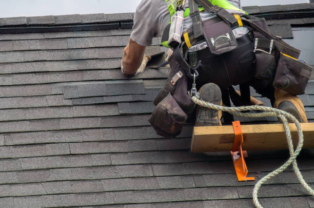 Roof Gutter Cleaning in Old Greenwich, CT